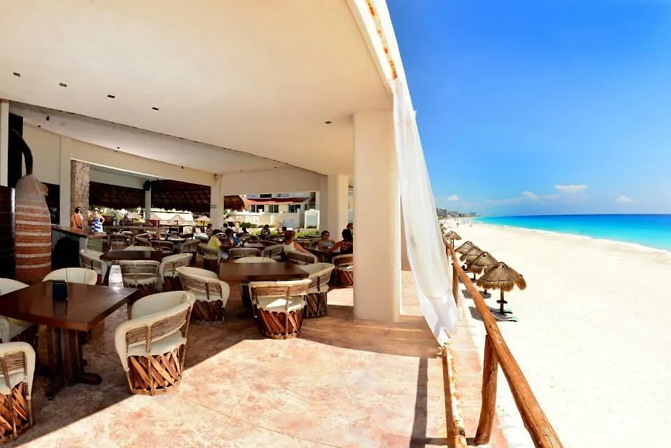 Condo Hotel Cancun Plaza